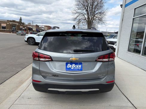 Used 2024 Chevrolet Equinox LT AWD/4WD image 4