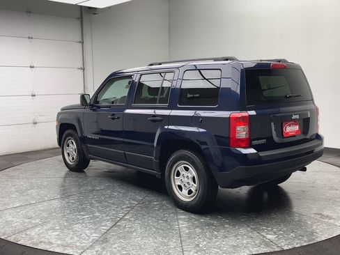 Used 2017 Jeep Patriot Sport w/ Power Value Group FWD image 26