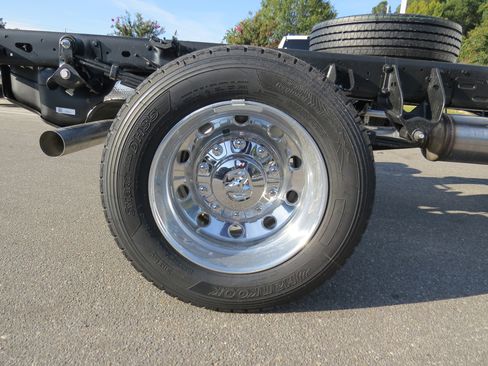 New 2026 RAM 5500 Tradesman w/ Chrome Appearance Group image 10