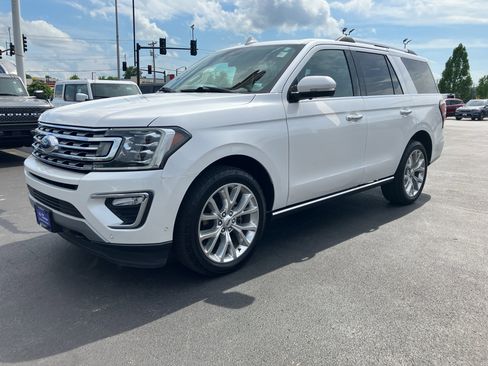 Used 2019 Ford Expedition Limited w/ Equipment Group 302A AWD/4WD image 2