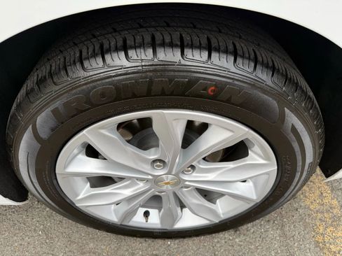 Used 2023 Chevrolet Malibu LT image 39