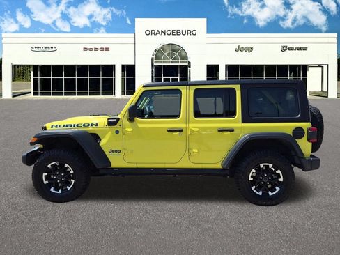Used 2024 Jeep Wrangler Unlimited Rubicon 4xe AWD/4WD image 6