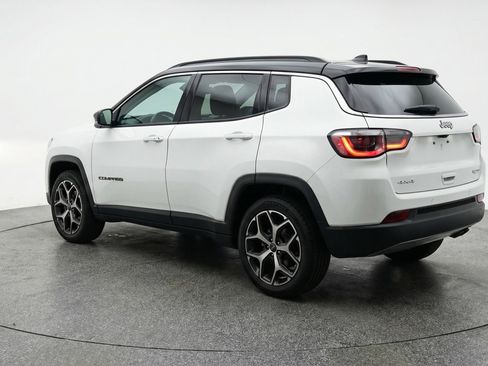 Used 2025 Jeep Compass Limited AWD/4WD image 6