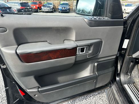 Used 2007 Land Rover Range Rover HSE image 17