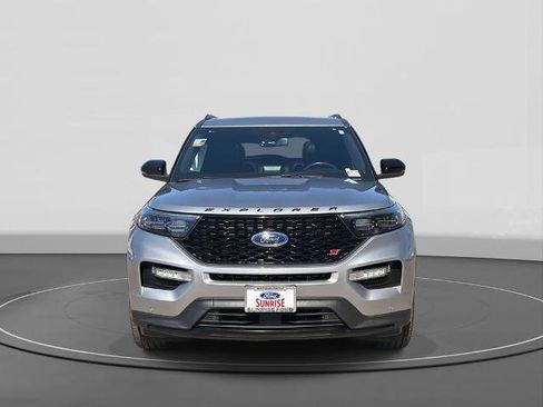Certified 2023 Ford Explorer ST w/ Equipment Group 401A AWD/4WD image 3