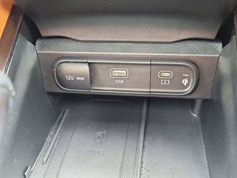 Used 2024 Kia Telluride SX Prestige X-Pro AWD/4WD image 32