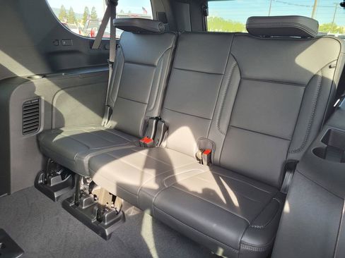 New 2026 GMC Yukon XL Denali w/ Denali Reserve Package image 11