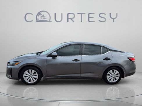 Certified 2024 Nissan Sentra S FWD image 2