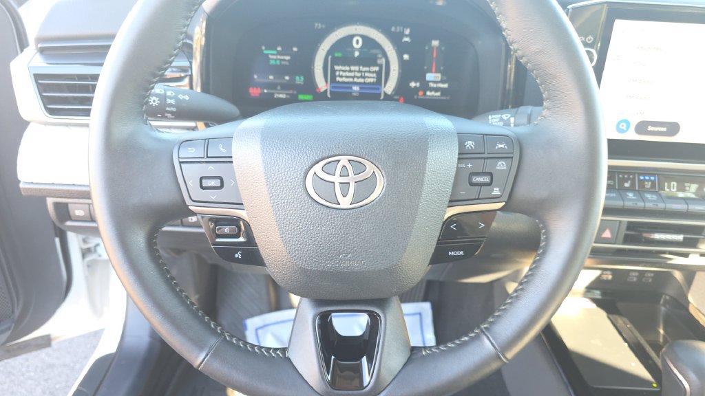Used 2025 Toyota Camry XLE w/ Premium Package AWD/4WD image 14