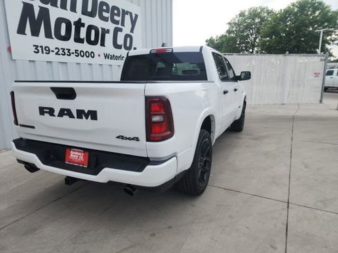 New 2026 RAM 1500 Laramie AWD/4WD image 13