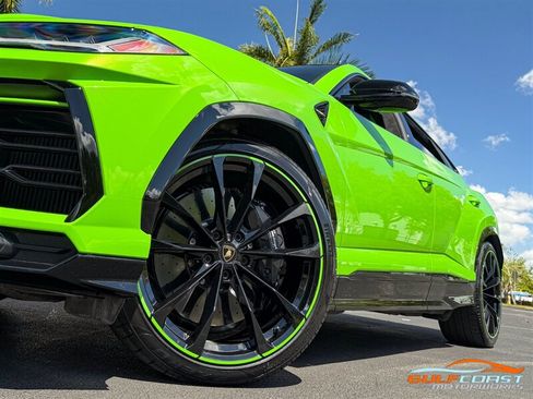 Used 2021 Lamborghini Urus AWD/4WD image 11