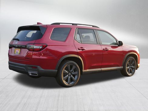 New 2025 Honda Pilot Sport image 7