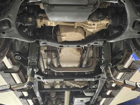 Used 2018 Chevrolet Colorado LT w/ Safety Package image 25