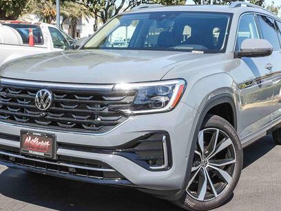 New 2026 Volkswagen Atlas SEL Premium R-Line