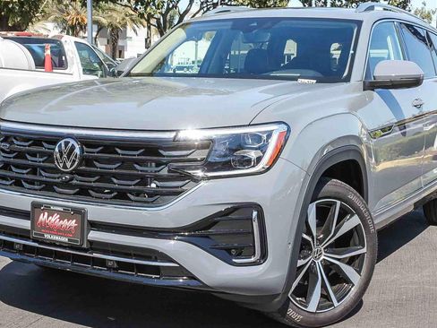 New 2026 Volkswagen Atlas SEL Premium R-Line AWD/4WD image 1