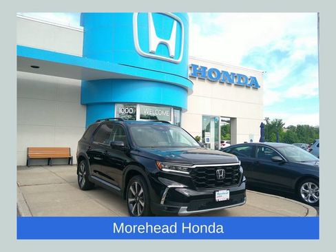Certified 2024 Honda Pilot Touring image 1