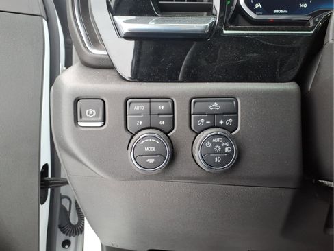 Certified 2024 Chevrolet Silverado 1500 LT Trail Boss image 11