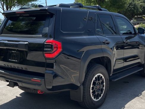 Used 2026 Toyota 4Runner TRD Off-Road Premium AWD/4WD image 2