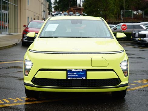 Certified 2024 Hyundai Kona SE image 2