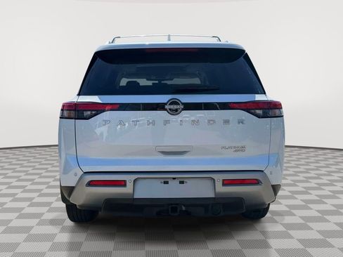 Used 2025 Nissan Pathfinder Platinum AWD/4WD image 10