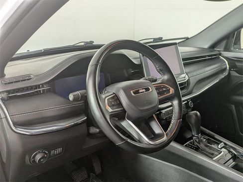 Certified 2022 Jeep Compass High Altitude image 9