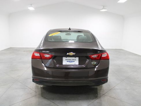 Used 2016 Chevrolet Malibu LT FWD image 8