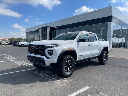 New 2026 GMC Canyon AT4X AWD/4WD image 3