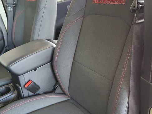 New 2025 Jeep Wrangler Rubicon AWD/4WD image 13