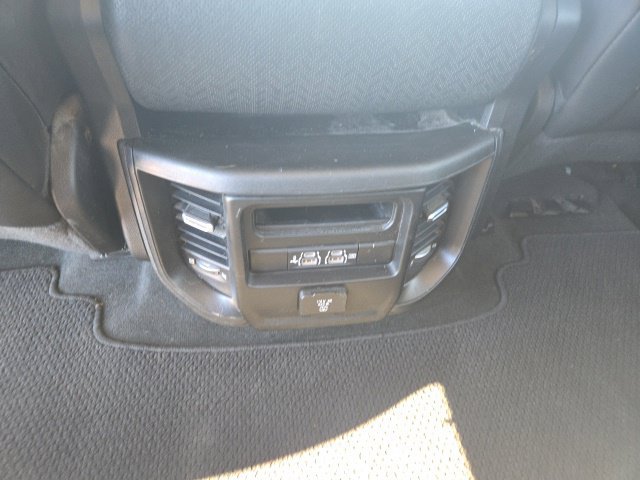 Used 2019 RAM 1500 Laramie AWD/4WD image 8