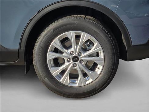 New 2026 Ford Escape Active w/ Tech Pack #1 FWD image 9