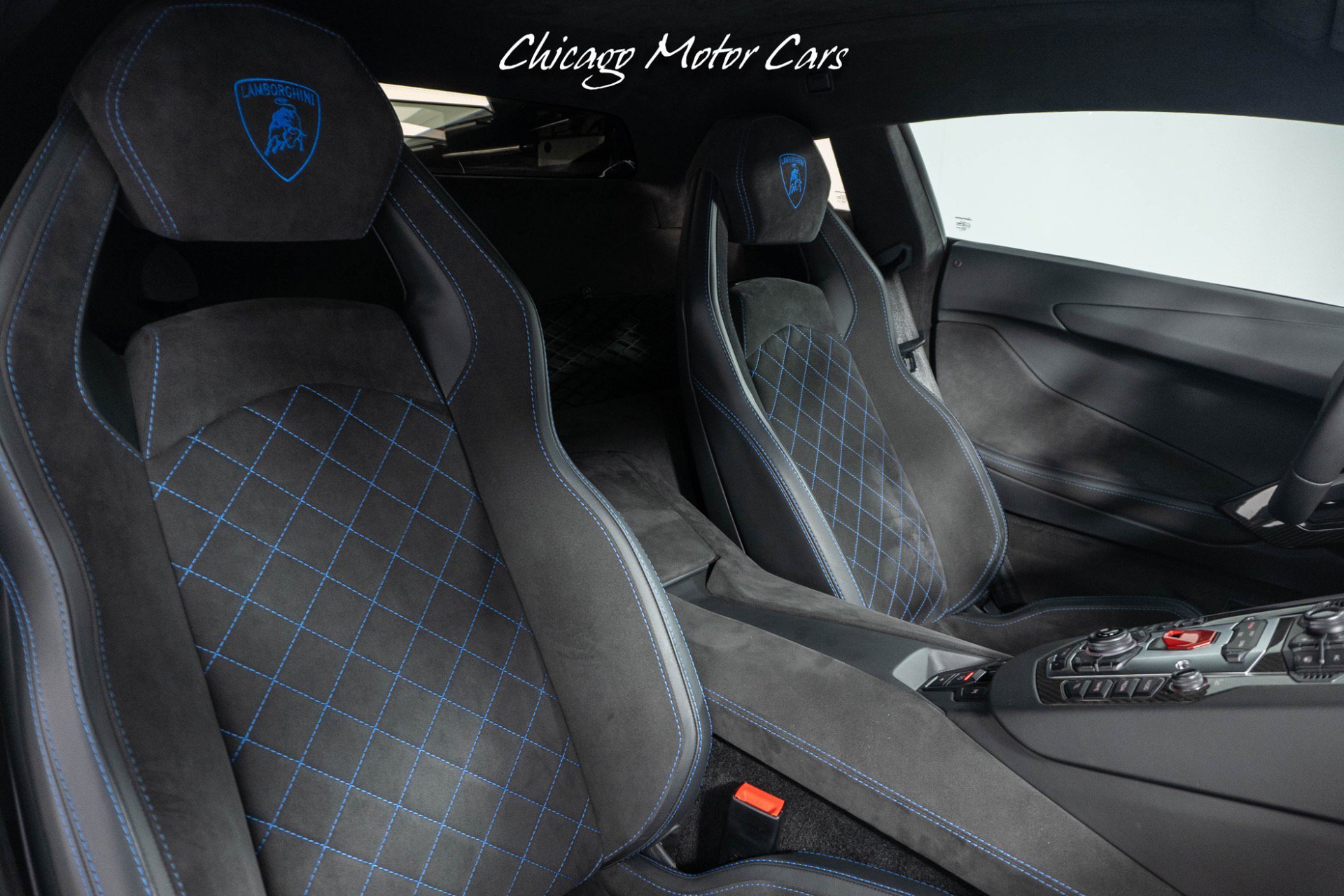 Used 2018 Lamborghini Aventador S AWD/4WD image 40