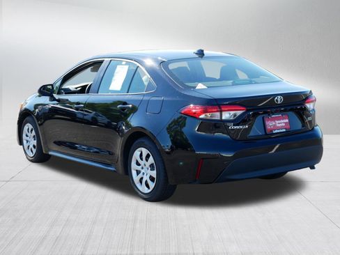 Certified 2026 Toyota Corolla LE FWD image 5
