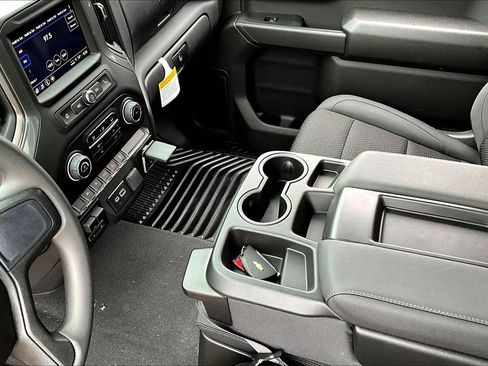 New 2025 Chevrolet Silverado 1500 W/T w/ Trailering Package image 8