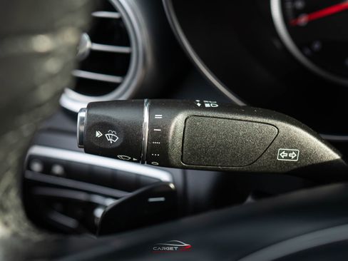 Used 2017 Mercedes-Benz GLC 300 4MATIC image 27