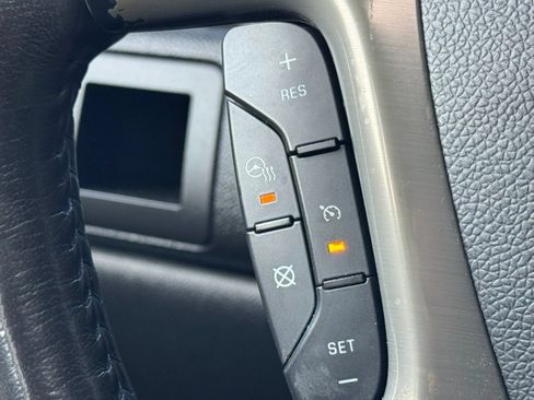 Used 2010 GMC Yukon Denali AWD/4WD image 26
