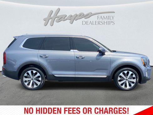 Used 2022 Kia Telluride S image 2