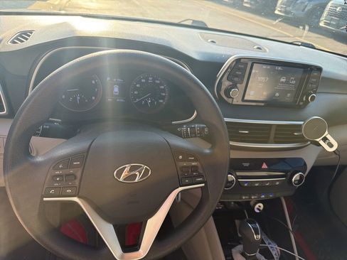 Used 2019 Hyundai Tucson SE w/ Cargo Package FWD image 7