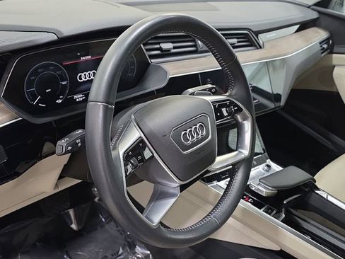 Used 2021 Audi e-tron Premium Plus image 16