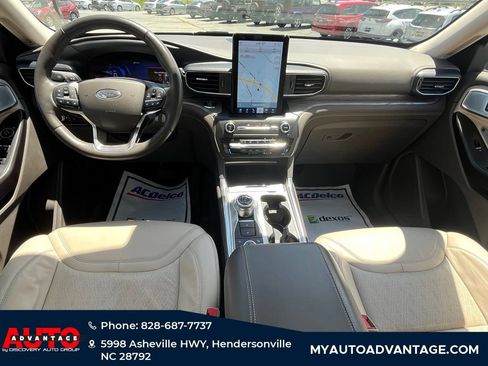 Used 2020 Ford Explorer Platinum w/ Premium Technology Package AWD/4WD image 9