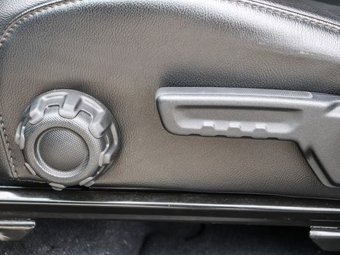 Used 2020 Jeep Gladiator Rubicon image 25