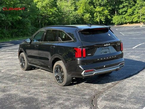 Used 2022 Kia Sorento SX AWD/4WD image 3