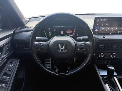 Used 2023 Honda Accord Sport image 12