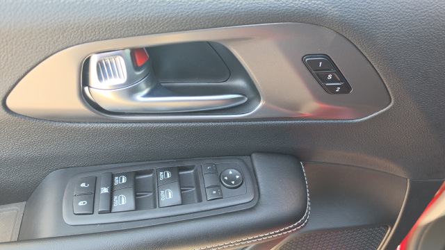 New 2026 Chrysler Pacifica Select FWD image 11