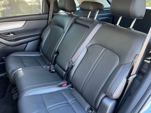 Used 2025 MAZDA CX-70 3.3 Turbo w/ Preferred Package image 34