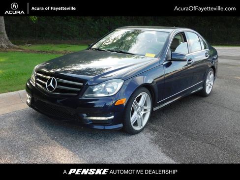 Used 2014 Mercedes-Benz C 300 4MATIC Sedan image 1