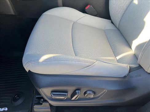 New 2025 Toyota Tacoma Limited image 4