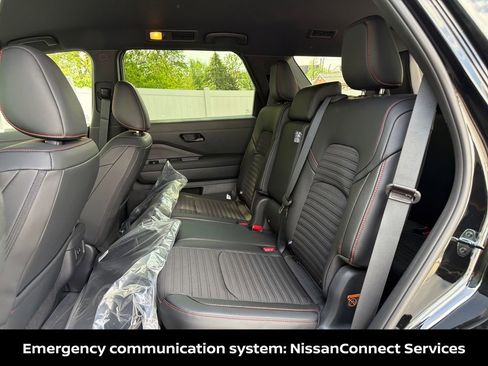 New 2026 Nissan Pathfinder Rock Creek AWD/4WD image 33