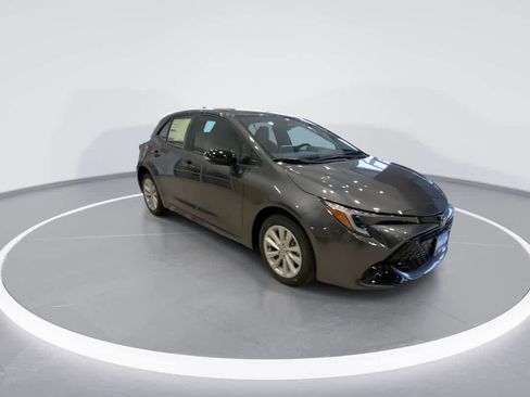 New 2026 Toyota Corolla SE image 2