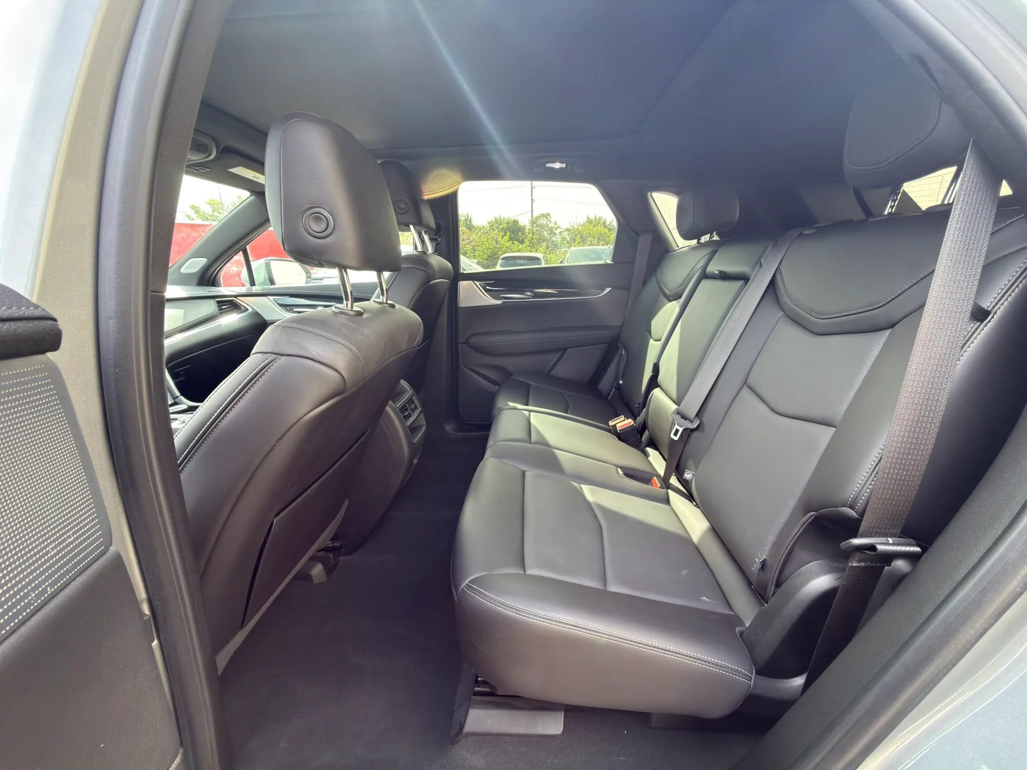 Used 2023 Cadillac XT5 Premium Luxury w/ Technology Package AWD/4WD image 27