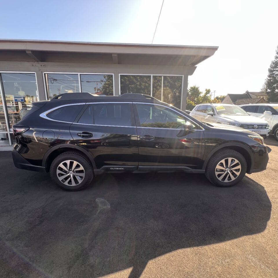 Used 2021 Subaru Outback AWD/4WD image 5